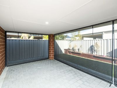 3 Luminous Boulevard, Bennett Springs
