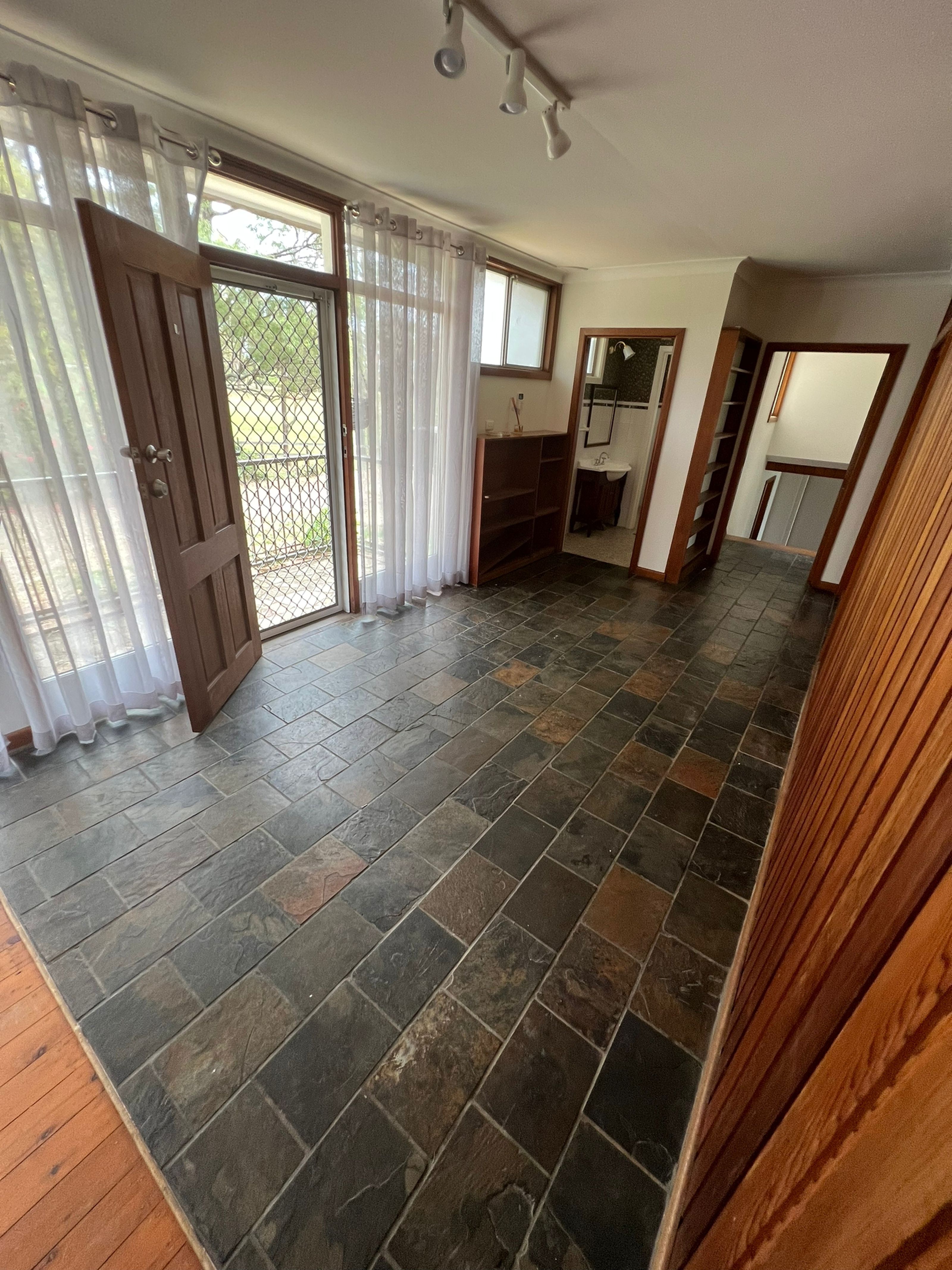 261 Homestead Road, ORCHARD HILLS