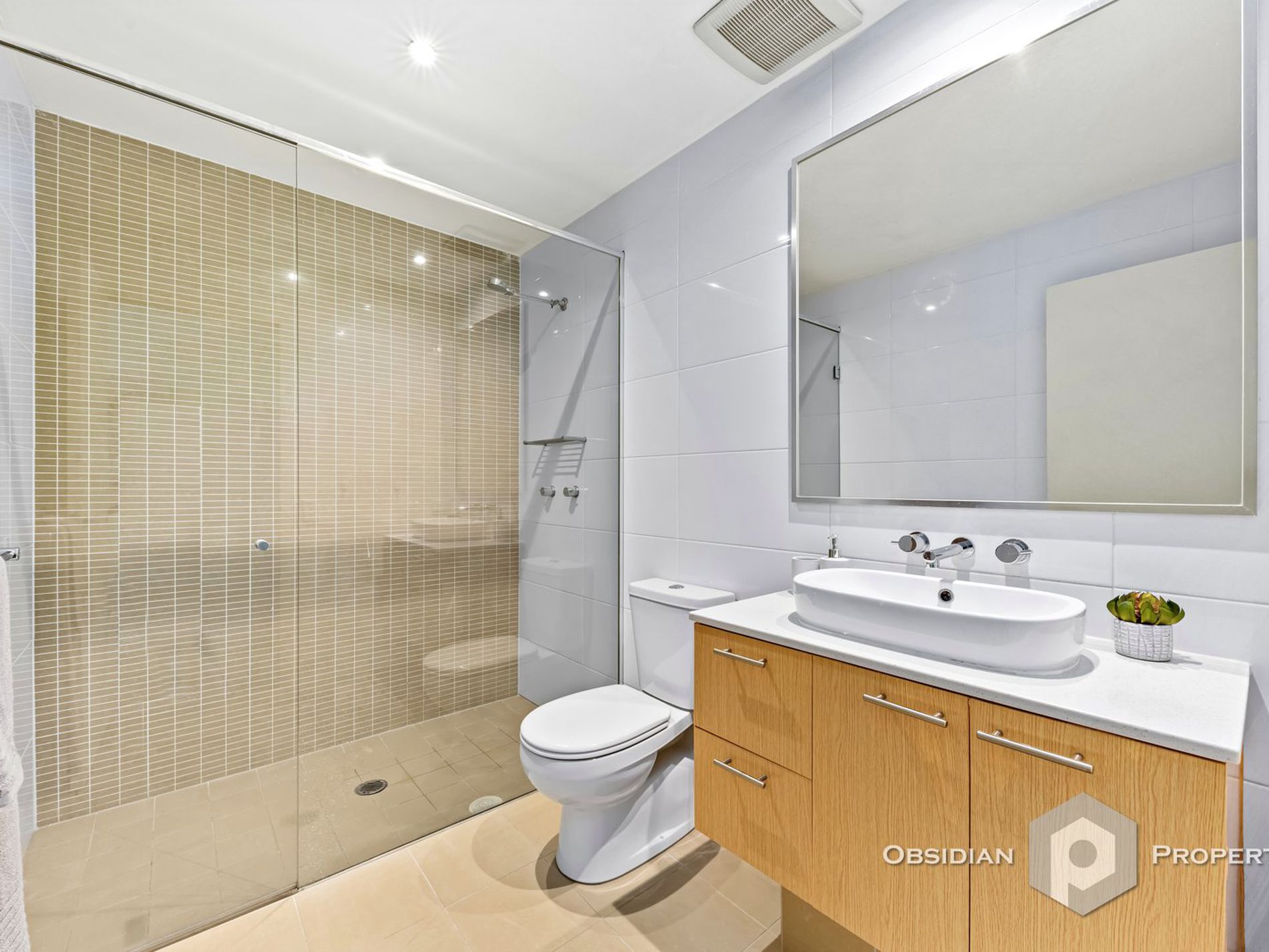 6 Sevier Ave, Rhodes