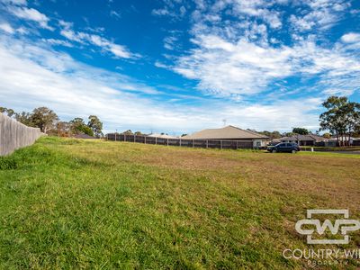 5 White Gum Place, Guyra