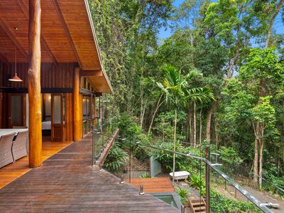 7 Barklya Close, Kamerunga