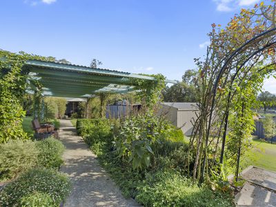 2 PELISSIER STREET, Yea