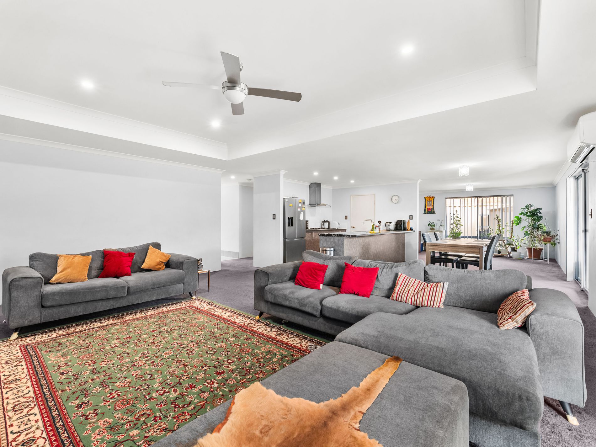 10 Lowerhall Gardens, Southern River