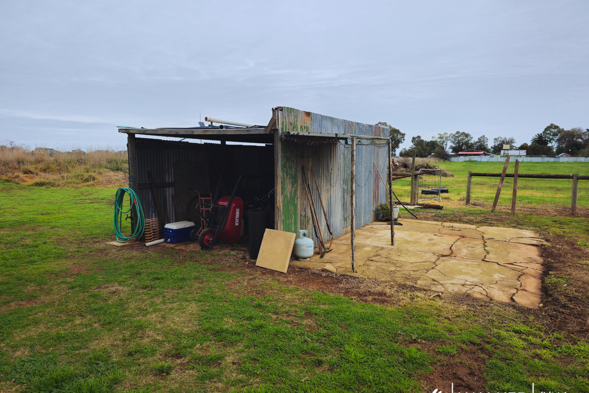 643 White Road, Girgarre