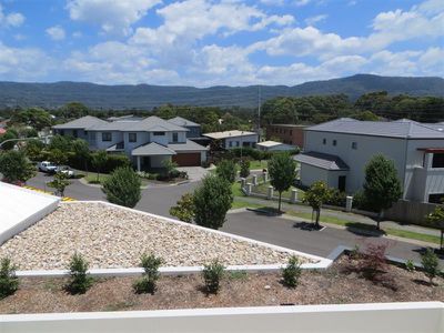 207 / 3 Grand Court, Fairy Meadow