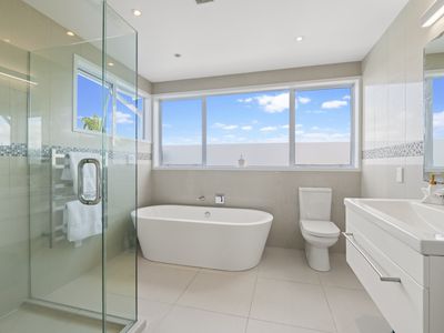 58 Sunrise Avenue, Mairangi Bay