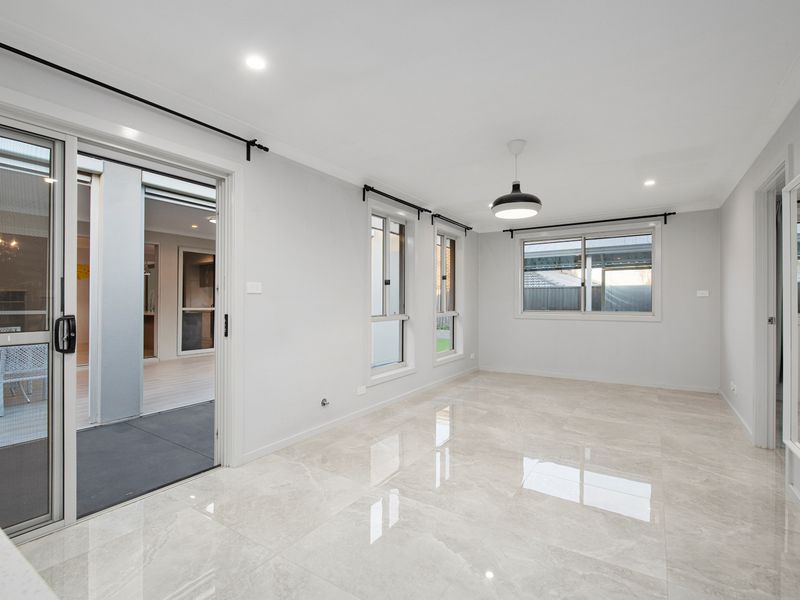 69 Arnold Ave, Kellyville