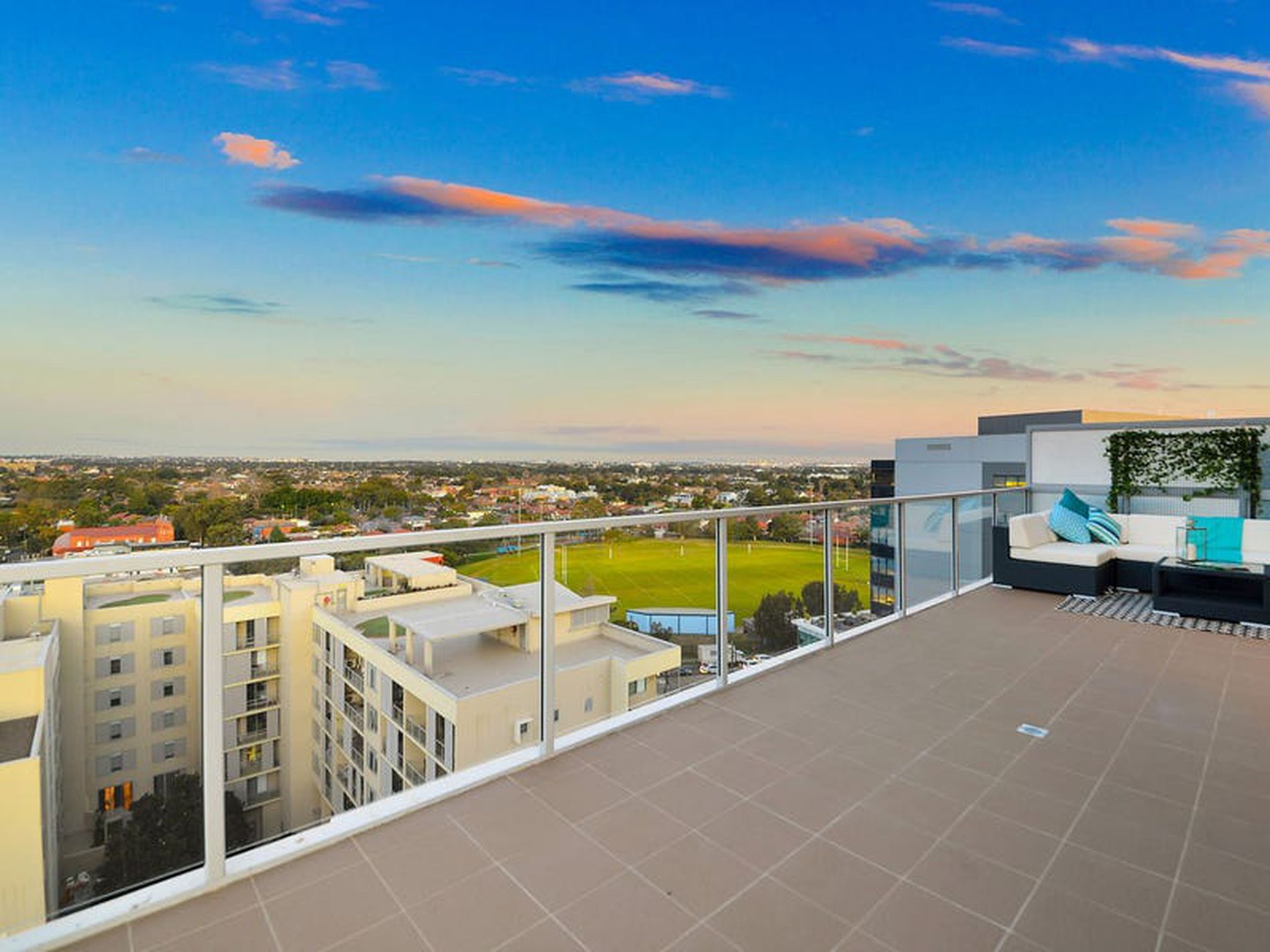 1201 / 210 Coward Street, Mascot