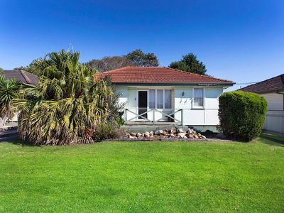 33 Andrew Crescent, Mount Warrigal