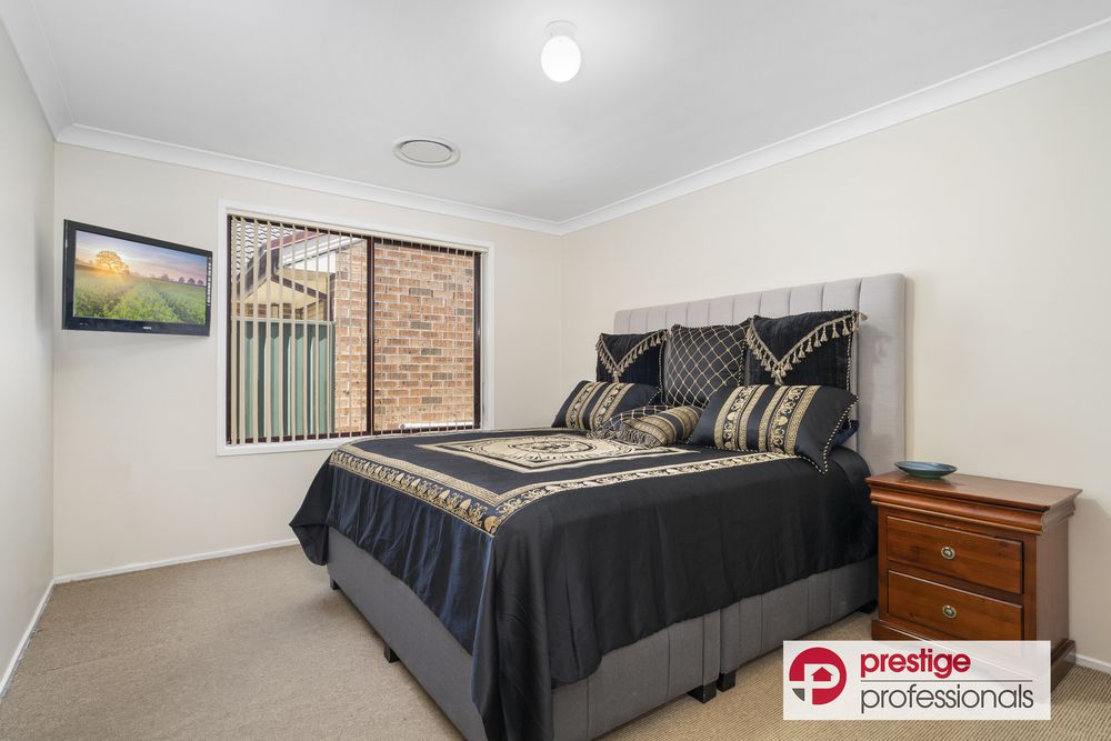 11 Derwent Court, Wattle Grove