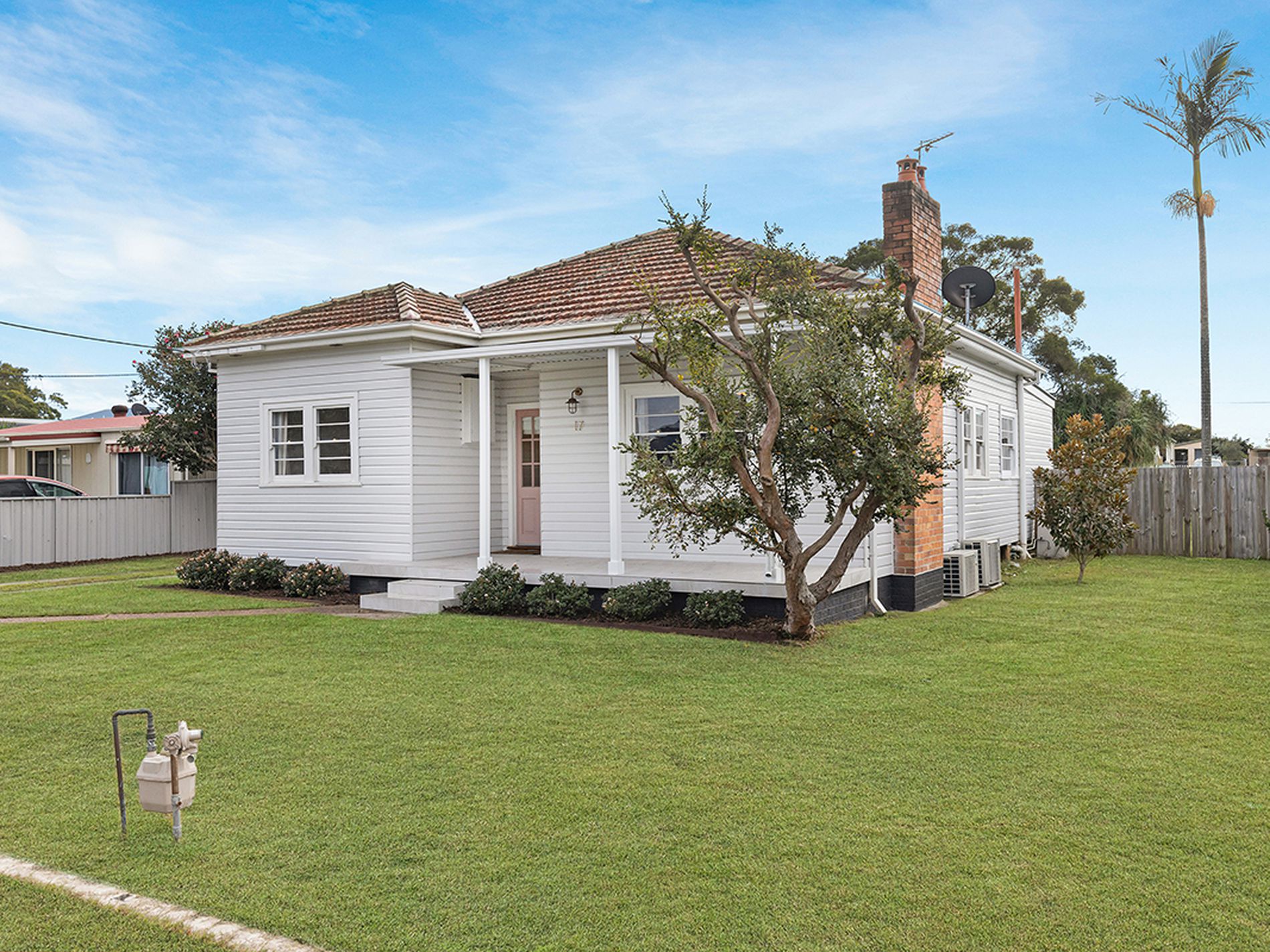 17 Fifth Street, Weston