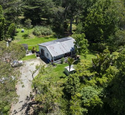 670 Oruru Road, Peria