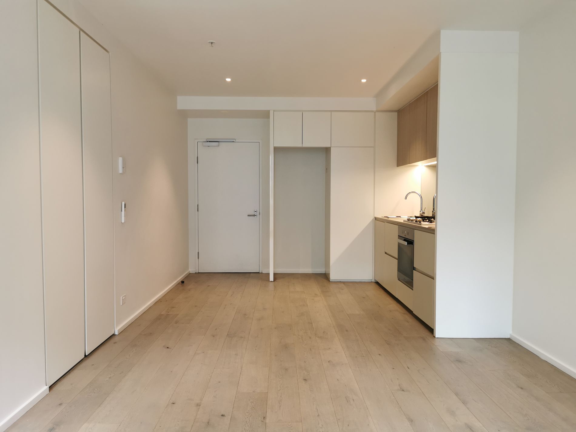 1110S / 889 Collins Street, Docklands