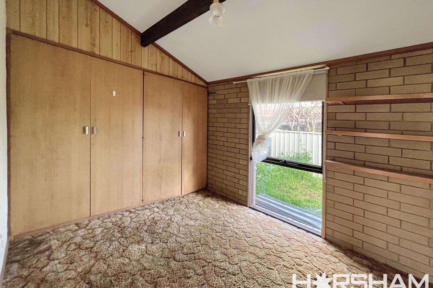 10 / 15 Begg Street, Horsham