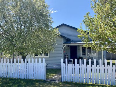 2 Coronation Ave, Braidwood