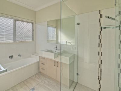 39 Foreshore Drive, Springfield Lakes