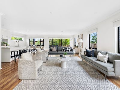 25 Wireless Drive, Aintree