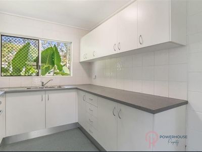 4 Avocado close, Manoora