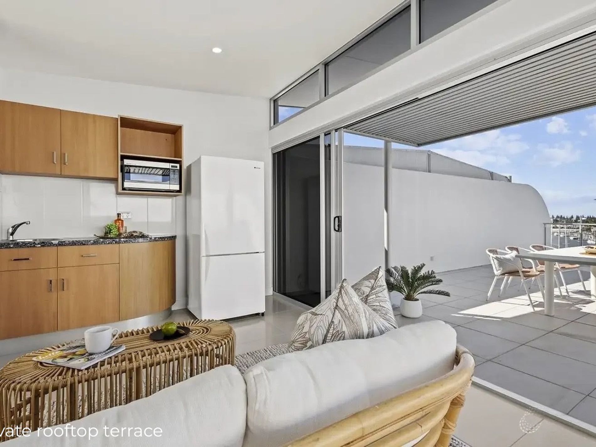 412 / 13 Nicklin Way, Minyama