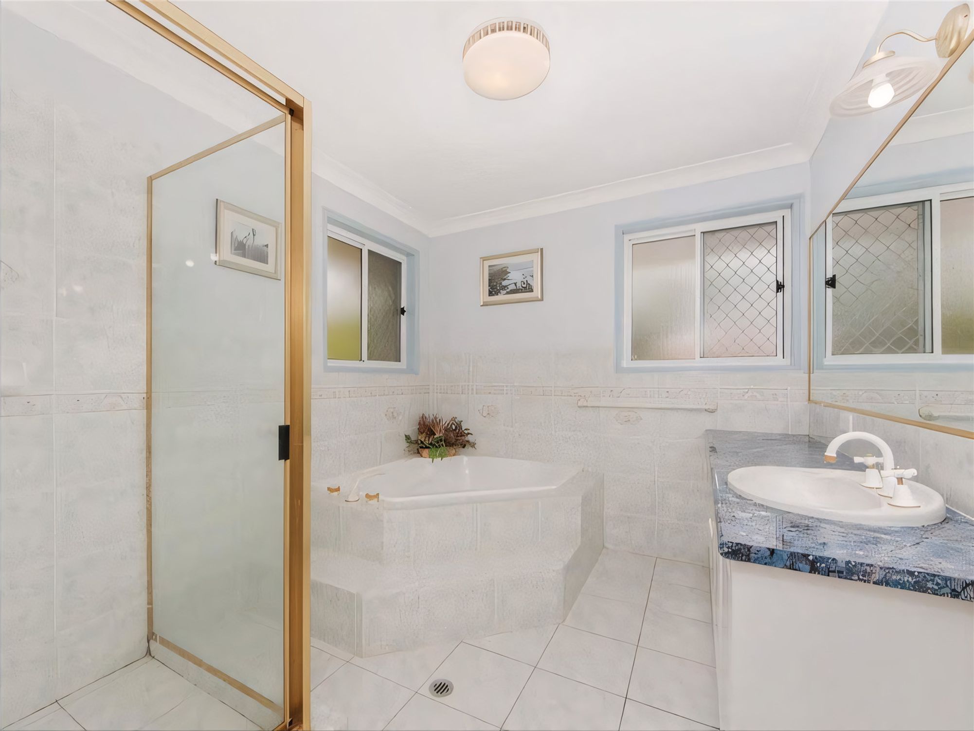 11 Rosebud Street , Robina
