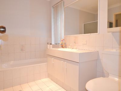 47B Albemarle Street, Doubleview