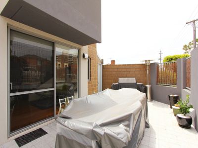 8 / 31 Pollard Street, Glendalough