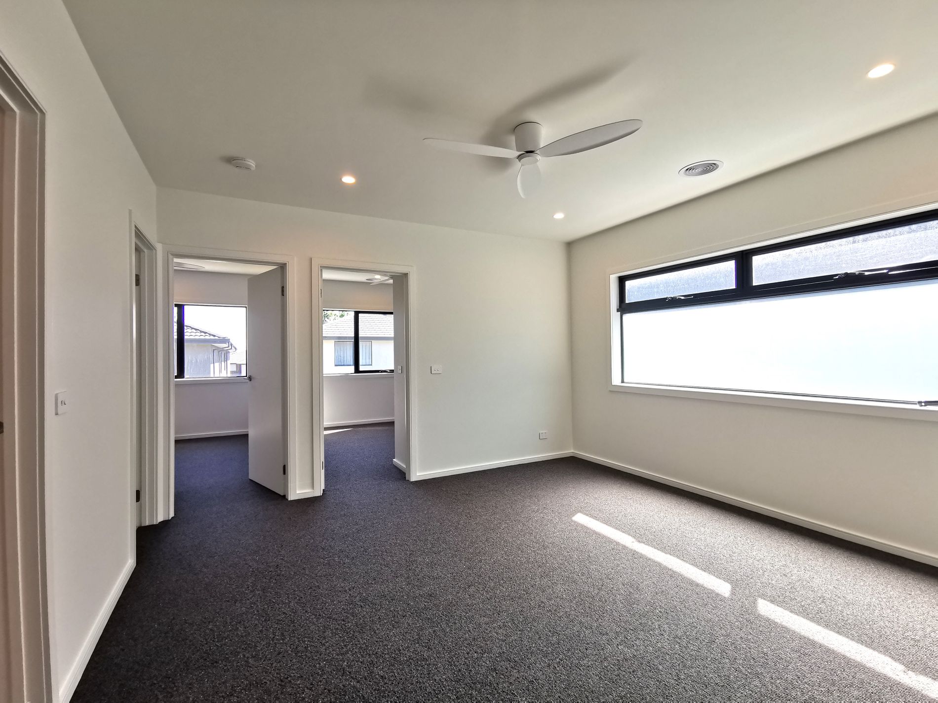 27 Rustic Avenue, Burwood East