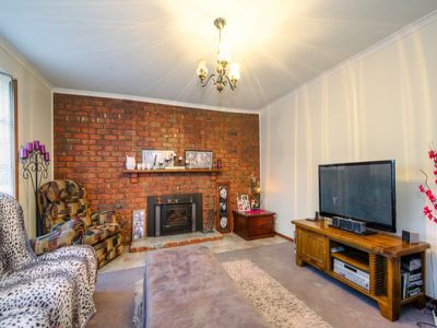 12 David Avenue, Cranbourne