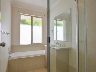 31 Paddington Drive, Hannans