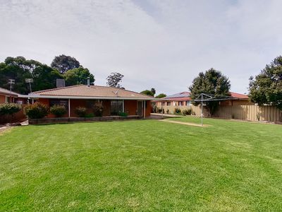 16 Bellbird Way, Dubbo