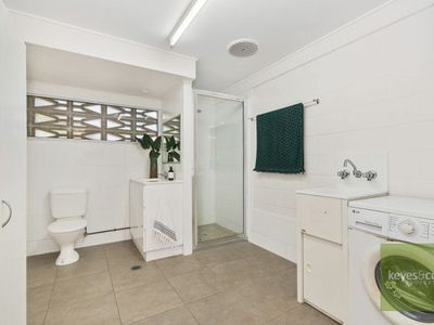 8 Pelican Avenue, Condon