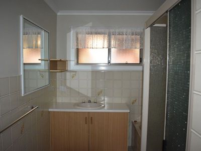 3 / 10 Spehr Street, Millicent