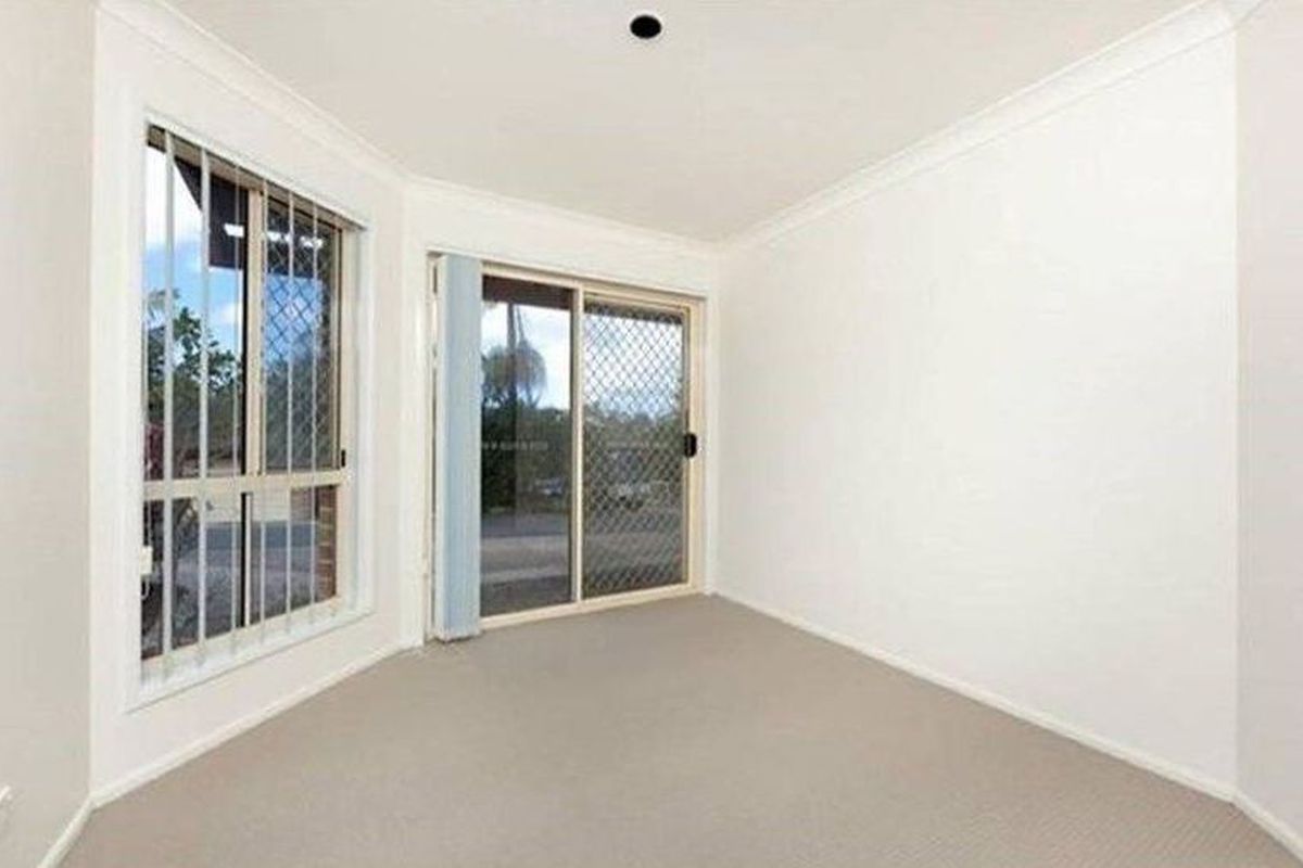 4 / 2 Simpsons Road, Currumbin Waters