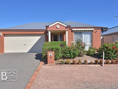 9 DeJong Court, Kangaroo Flat