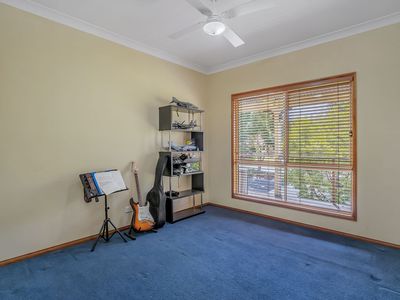 1 Nauru Place, Pacific Pines