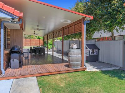 16 Wendron Street, Rochedale South