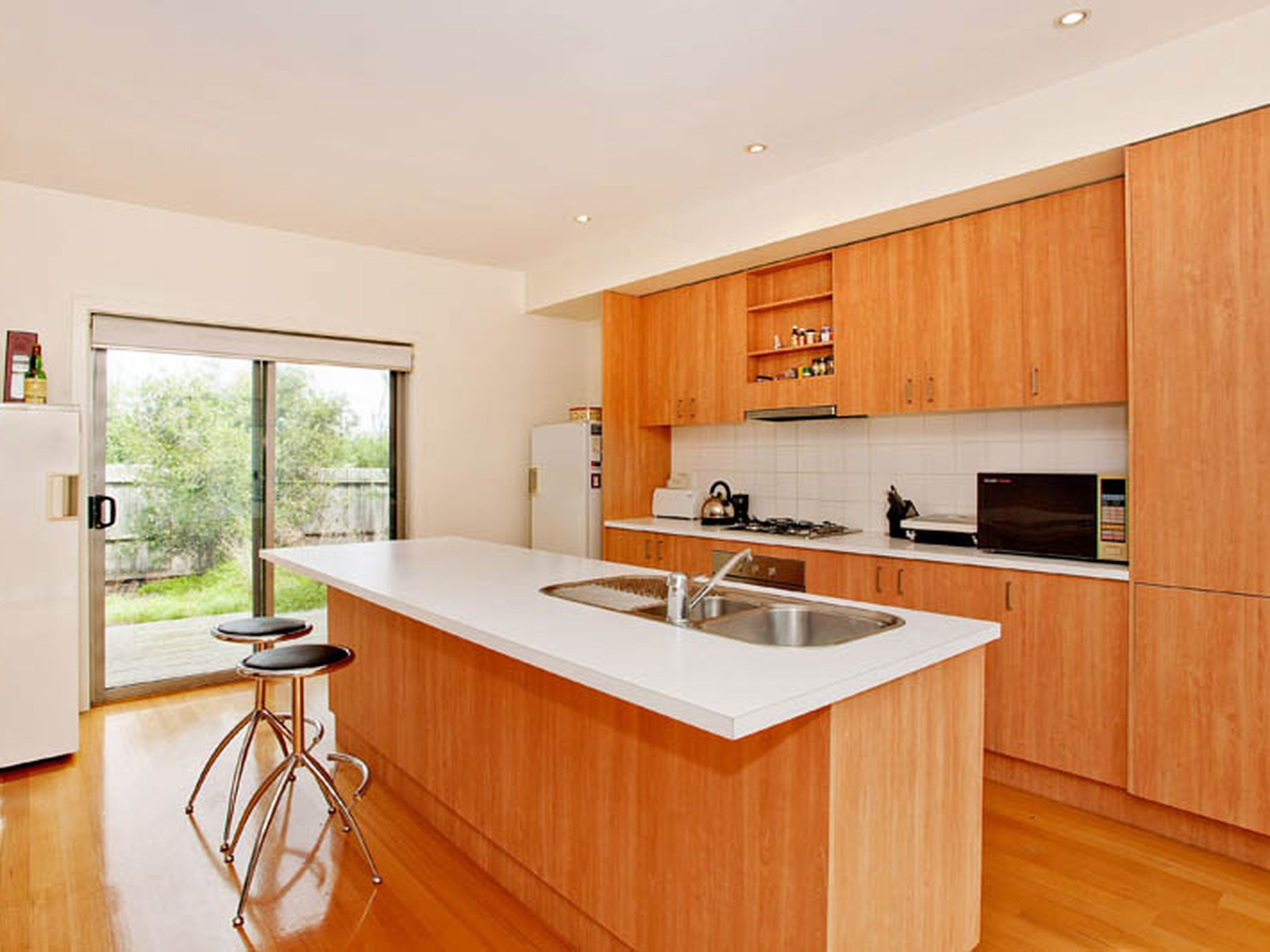 2/13 Fogarty Avenue, Highton