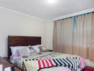 2/148 Rupert Street, West Footscray