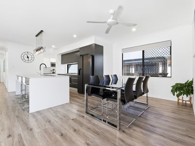 29 Homevale Entrance, Mount Peter