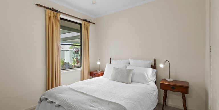 11 Creek Drive, Euroa