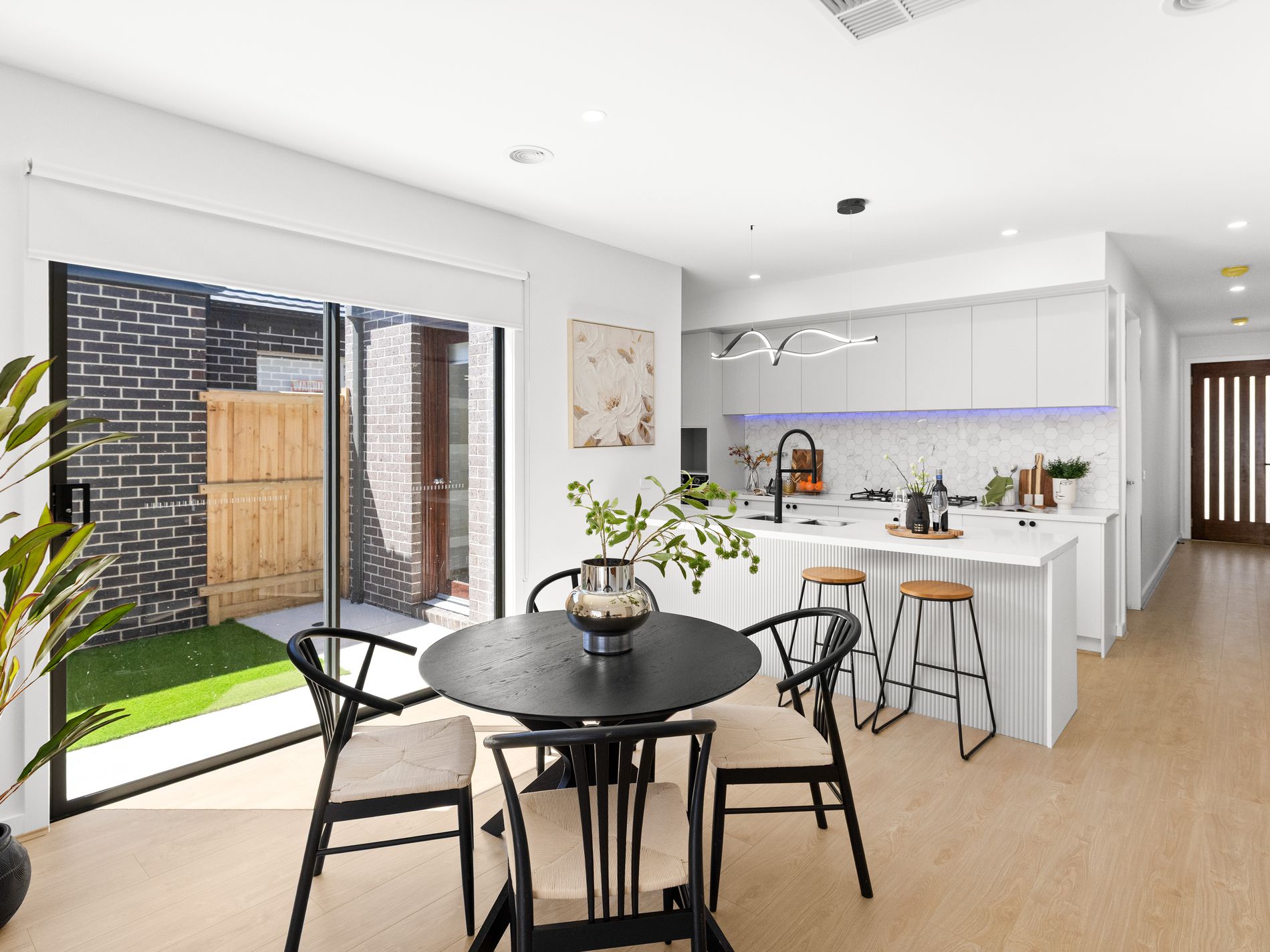 13 Pursuit Street, Mambourin