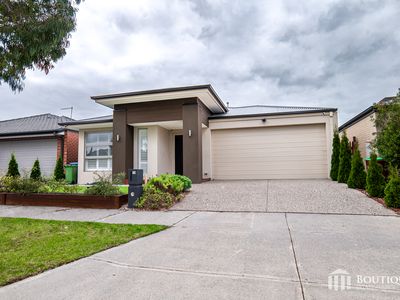 12 Tawney Road, Clyde North