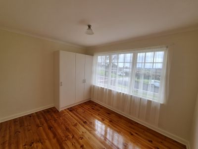 6 Hutchesson Street, Millicent