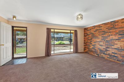 6 Lawson Place, Tamworth