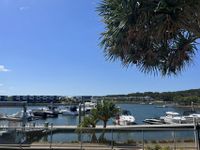 18 Mayfair Lane, Hope Island