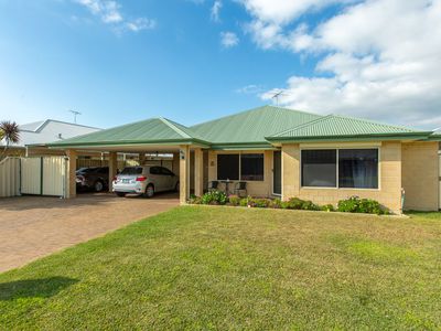 12 Sparrow Crescent, Broadwater