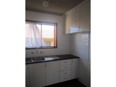 3 / 16 Hurry Crescent, Warrawong