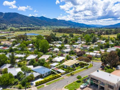 24 Simmonds Street, Mount Beauty