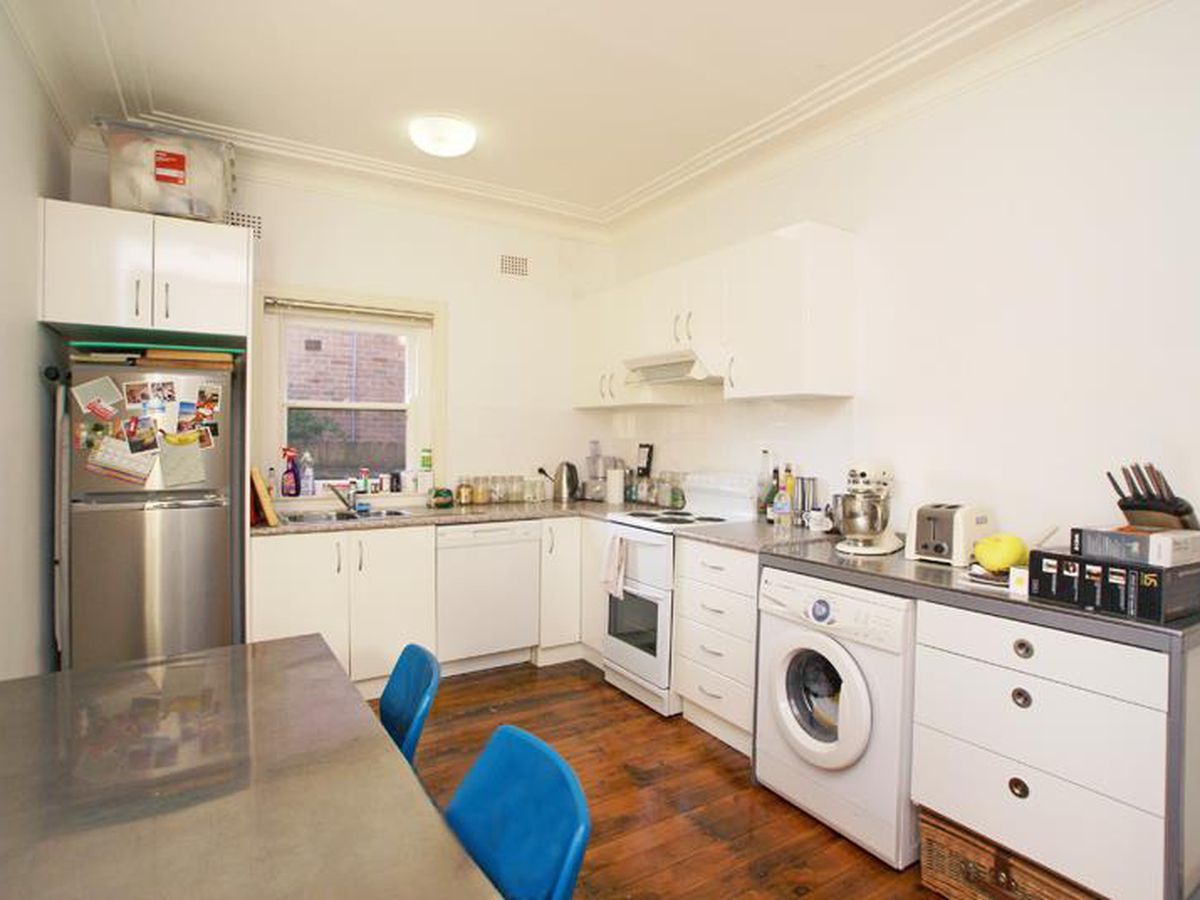 2 / 9 Brae St, Bronte