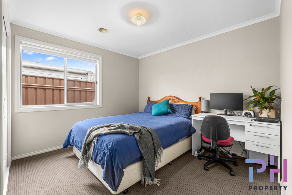 1 / 4 Rosemary Court, Golden Square